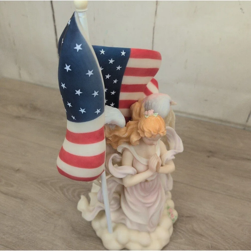 Seraphim Classics Heaven On Earth Glory “ In God We Trust “ Item #80783 W/ Box
